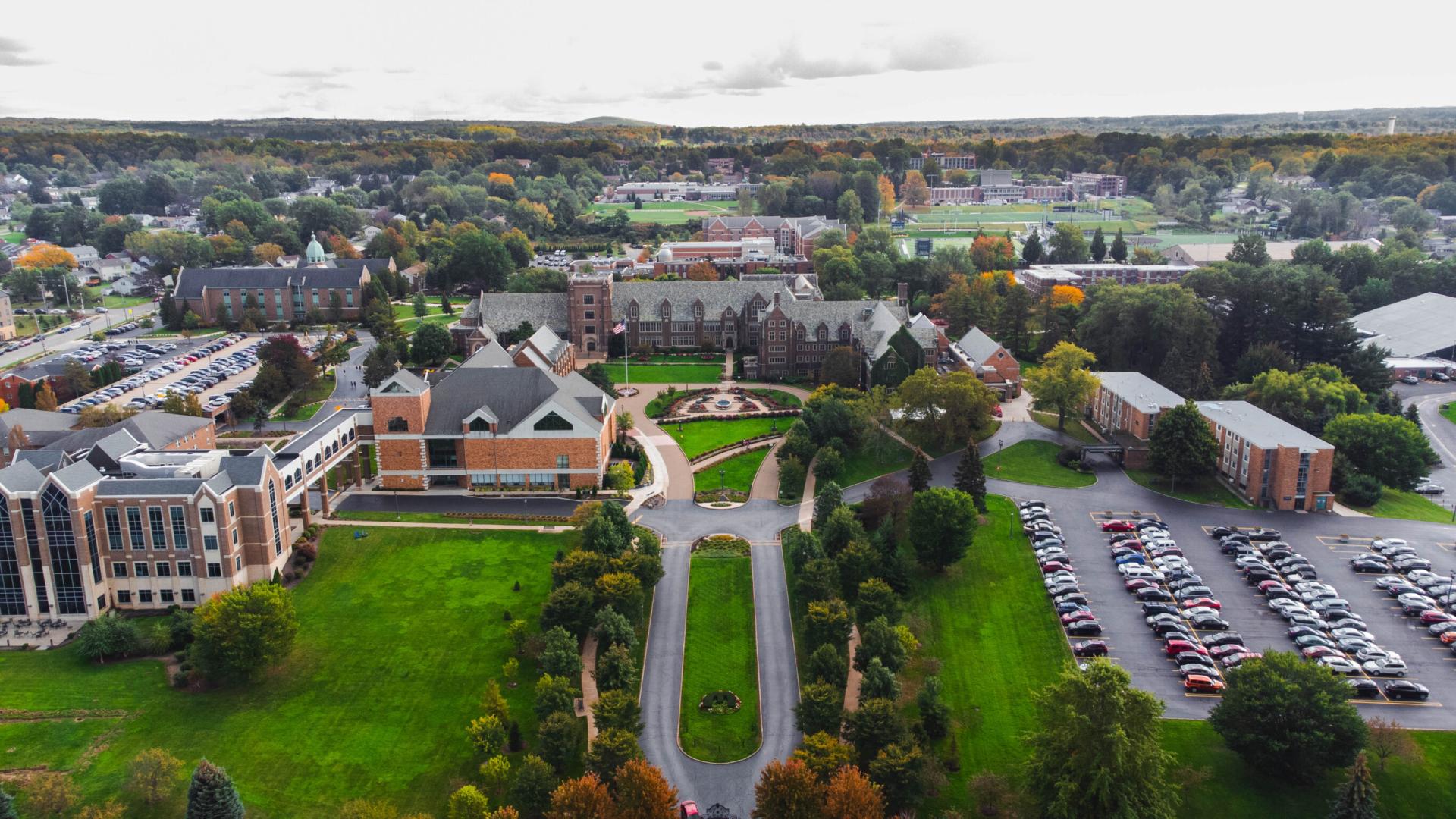 Aerial view of ˽ֲ University campus